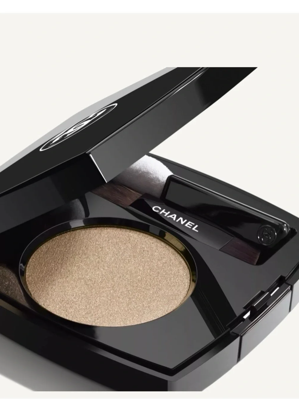 CHANEL long wearing eyeshadow -Color: 236 brun talpa